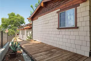 3950 De Longpre Ave, Los Angeles, CA 90027 - Photo 49