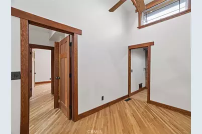 3950 De Longpre Avenue, Los Angeles, CA 90027 - Photo 21