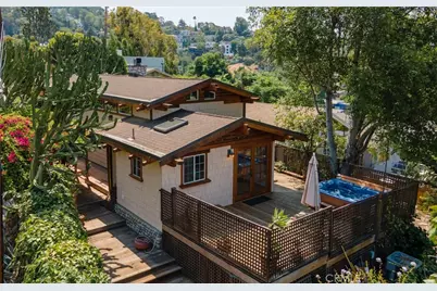 3950 De Longpre Avenue, Los Angeles, CA 90027 - Photo 1