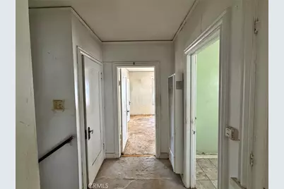 2510 3rd Avenue, Los Angeles, CA 90018 - Photo 39