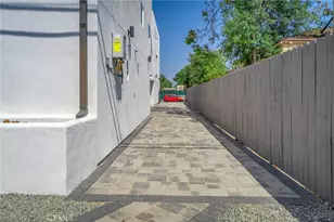 4453 Colfax Ave, Studio City, CA 91602 - Photo 23