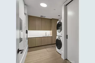 8420 W Sunset Boulevard #108, Los Angeles, CA 90069 - Photo 29