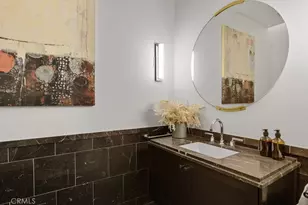 8420 W Sunset Blvd, Los Angeles, CA 90069 - Photo 27