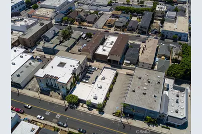 571 W 7th Street, San Pedro, CA 90731 - Photo 35