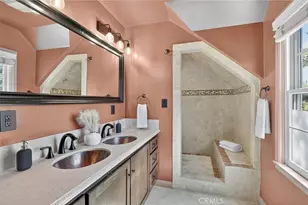 909 E Marshall Pl, Long Beach, CA 90807 - Photo 31