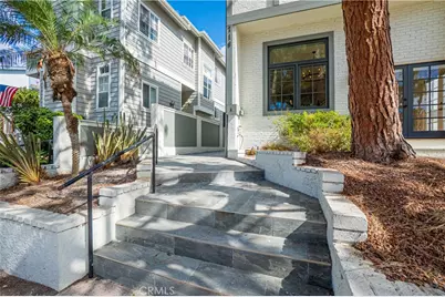 716 S Broadway #A, Redondo Beach, CA 90277 - Photo 3