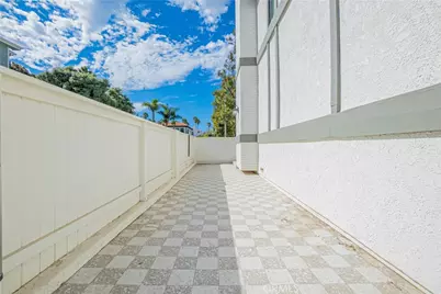 716 S Broadway #A, Redondo Beach, CA 90277 - Photo 13