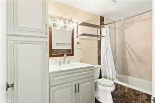 615 E Broadway, Long Beach, CA 90802 - Photo 15