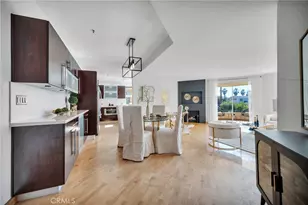 245 Main St, Venice, CA 90291 - Photo 1