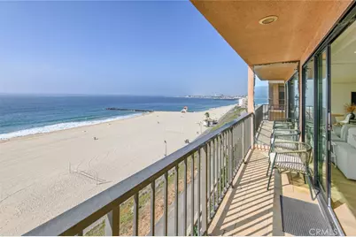 721 Esplanade #301, Redondo Beach, CA 90277 - Photo 1