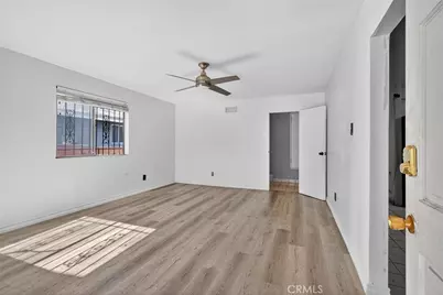 1139 E 82nd, Los Angeles, CA 90001 - Photo 11