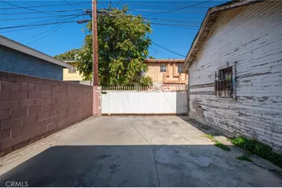 1139 E 82nd, Los Angeles, CA 90001 - Photo 33