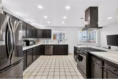 1139 E 82nd, Los Angeles, CA 90001 - Photo 7