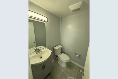 529 W 9th Street #D, San Pedro, CA 90731 - Photo 3