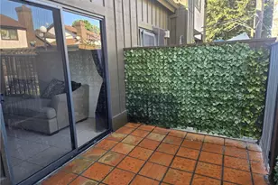 6100 Arbutus Ave, Huntington Park, CA 90255 - Photo 9