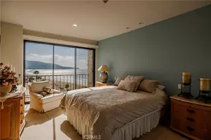 727 Esplanade, Redondo Beach, CA 90277 - Photo 43