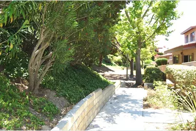 28124 Ridgethorne Court, Rancho Palos Verdes, CA 90275 - Photo 5