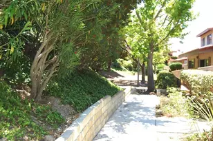 28124 Ridgethorne Ct, Rancho Palos Verdes, CA 90275 - Photo 5