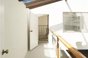 57 Saddleback, Rolling Hills, CA 90274 - Photo 27