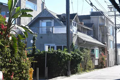 10 30th Avenue, Venice, CA 90291 - Photo 1