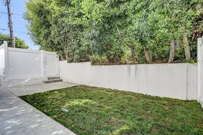 2009 Blossom Lane, Redondo Beach, CA 90278 - Photo 39