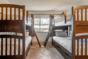 221 Canyon Blvd, Mammoth Lakes, CA 93546 - Photo 17