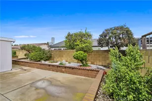 1375 Oakhorne Dr, Harbor City, CA 90710 - Photo 25