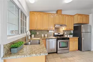 1375 Oakhorne Dr, Harbor City, CA 90710 - Photo 11