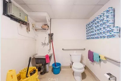 165 S Western, Los Angeles, CA 90004 - Photo 17