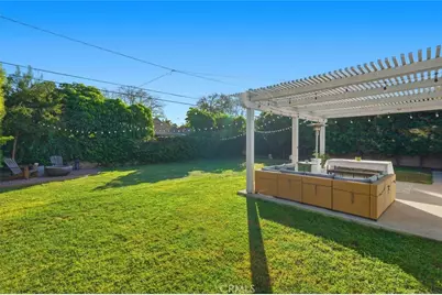 2324 Roycroft Avenue, Long Beach, CA 90815 - Photo 27