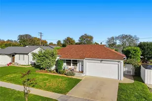 2324 Roycroft Ave, Long Beach, CA 90815 - Photo 41