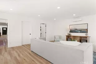 5732 Hillcrest Dr, Los Angeles, CA 90043 - Photo 29