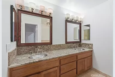 208 S Catalina Avenue, Redondo Beach, CA 90277 - Photo 13