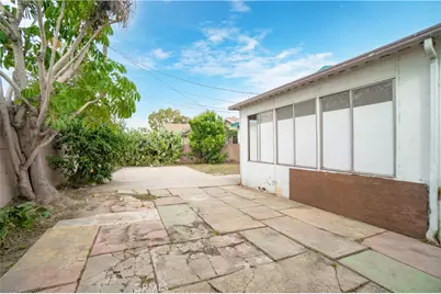 22025 Bonita, Carson, CA 90745 - Photo 5