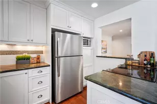 555 Esplanade, Redondo Beach, CA 90277 - Photo 27