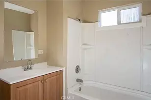 410 E 21st St, Long Beach, CA 90806 - Photo 5