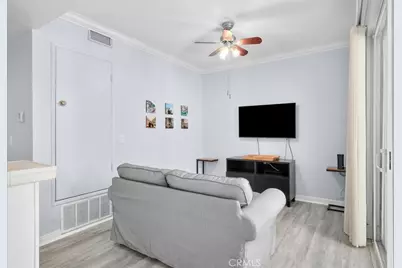 5216 Yarmouth Avenue #106, Encino, CA 91316 - Photo 17