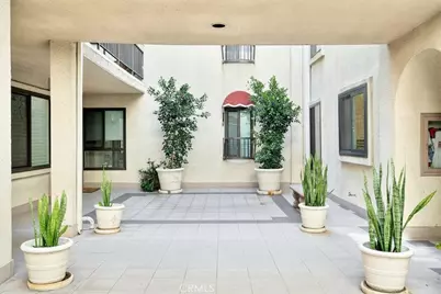 5216 Yarmouth Avenue #106, Encino, CA 91316 - Photo 33