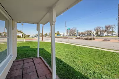18703 Crenshaw Boulevard, Torrance, CA 90504 - Photo 3