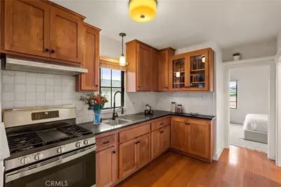 6072 Delphi, Los Angeles, CA 90042 - Photo 7