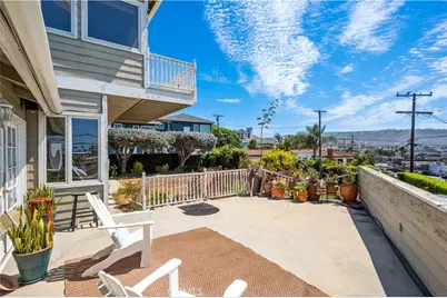 304 Avenue E, Redondo Beach, CA 90277 - Photo 29