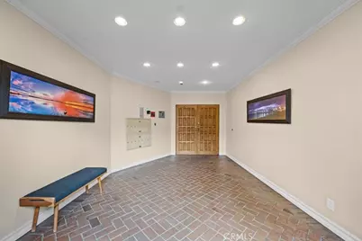 512 Esplanade #303, Redondo Beach, CA 90277 - Photo 31