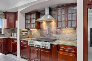 512 Esplanade, Redondo Beach, CA 90277 - Photo 9