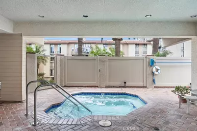 512 Esplanade #303, Redondo Beach, CA 90277 - Photo 41