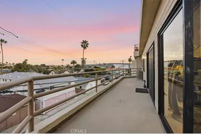 512 Esplanade #303, Redondo Beach, CA 90277 - Photo 13