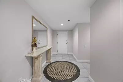 512 Esplanade #303, Redondo Beach, CA 90277 - Photo 27