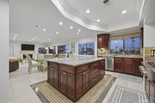 512 Esplanade, Redondo Beach, CA 90277 - Photo 3