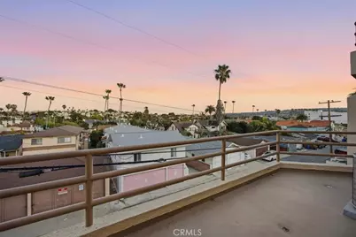 512 Esplanade #303, Redondo Beach, CA 90277 - Photo 13