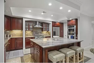 512 Esplanade #303, Redondo Beach, CA 90277 - Photo 9
