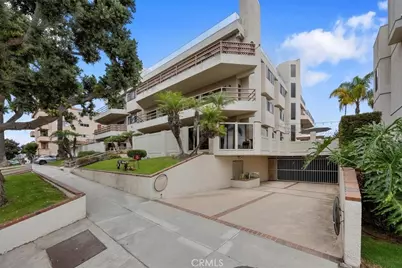 512 Esplanade #303, Redondo Beach, CA 90277 - Photo 45